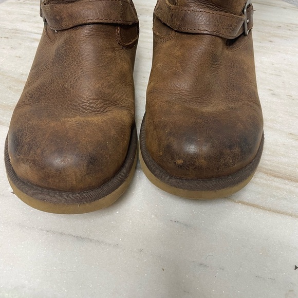 UGG boots leather fur lined men sz 5 distressed brown double buckle - Picture 2 of 9